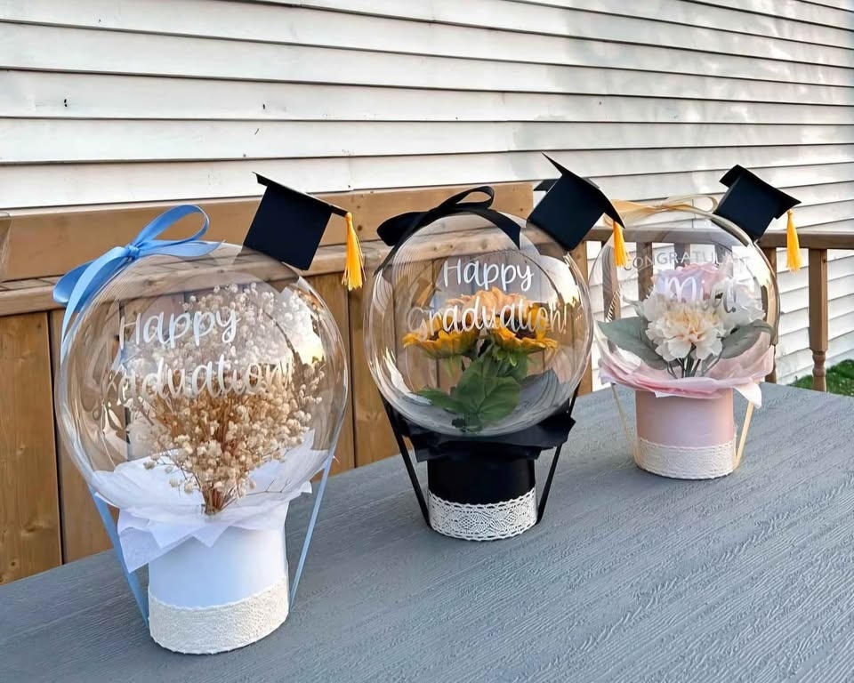 Graduation Flower Balloons - photo 2