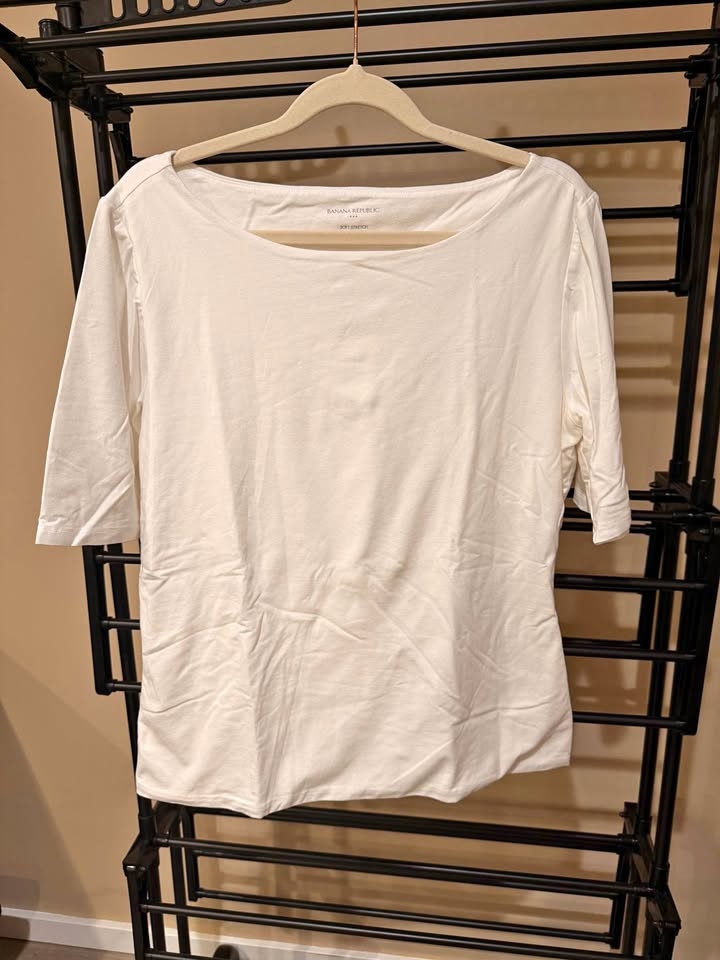 Basic white shirt