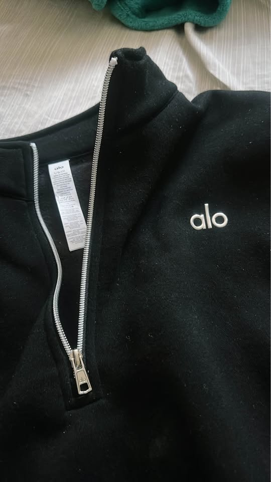 Men’s Alo Quarter Zip Set - photo 2
