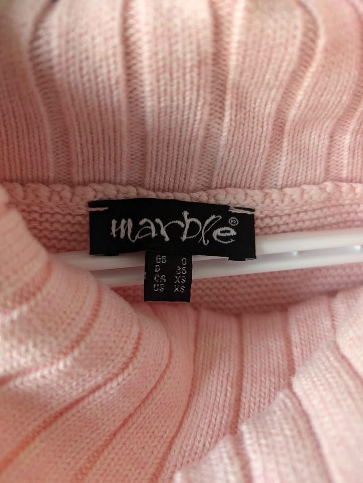 NWOT beautiful pink cowl poncho sweater for women - photo 2