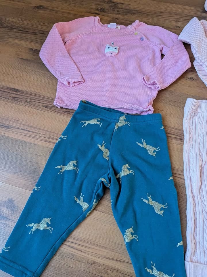 Lot of 4 pcs sweater and warm leggings set for toddlers(18-24 mo - photo 2