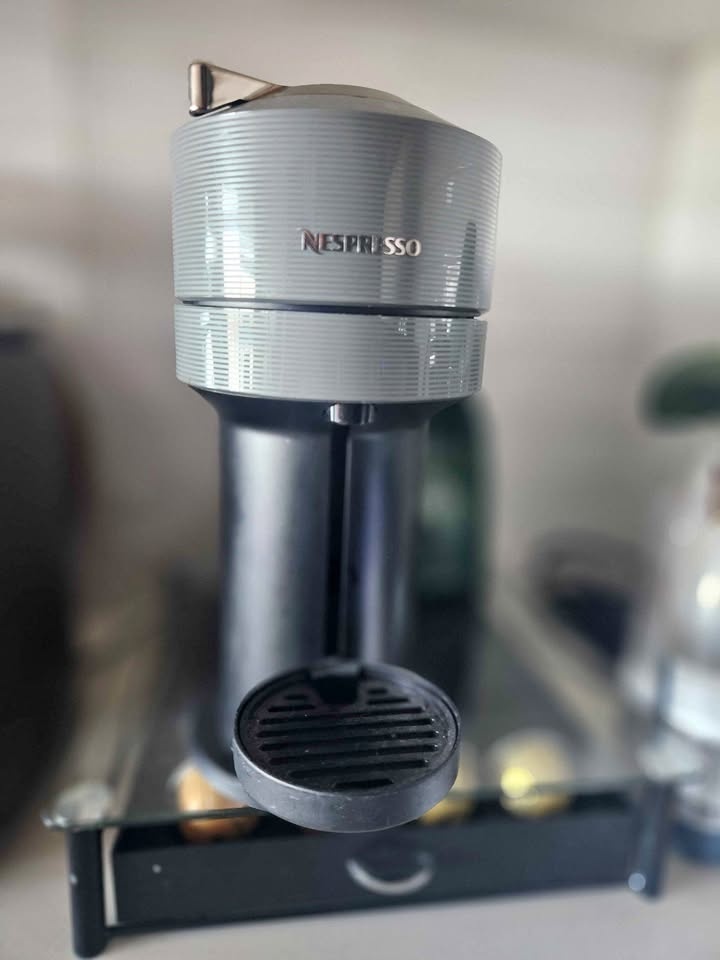 Nespresso Vertuo Next Coffee Machine