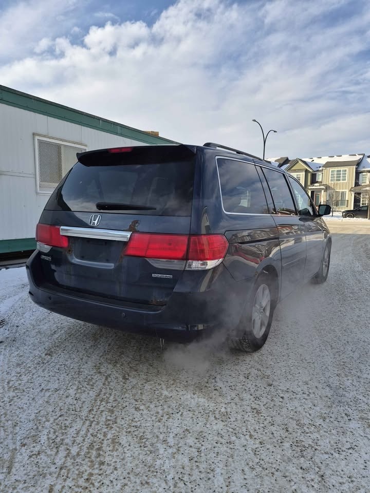 2010 Honda Odyssey - photo 3