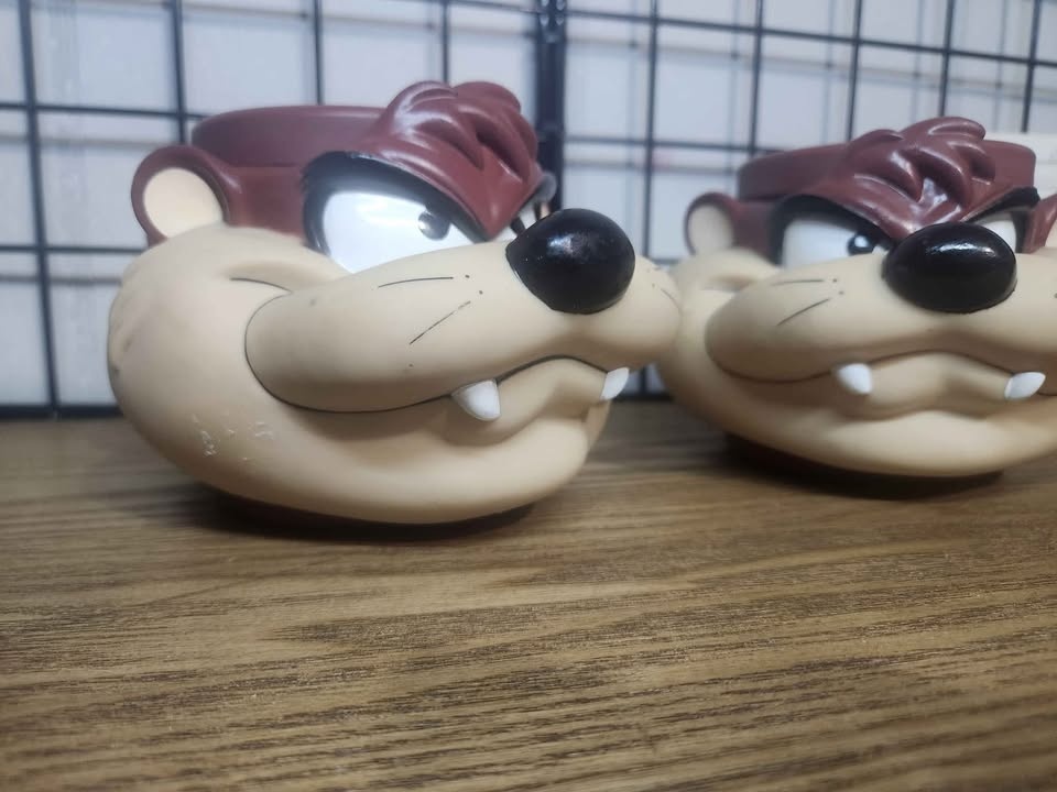 Vintage Taz Tasmanian Devil Plastic Mug - Looney Tunes 1993 - photo 2
