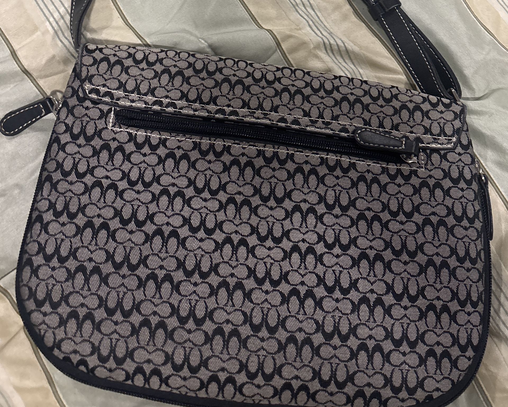 Vintage Coach Jacquard Crossbody Bag - photo 3