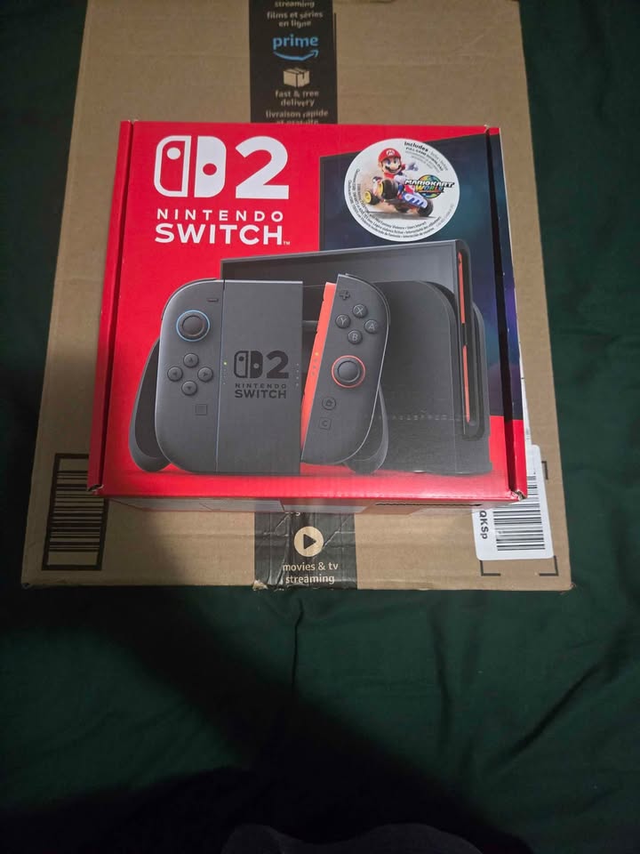 Nintendo Switch 2 Mario Kart World Bundle (BNIB) - photo 2