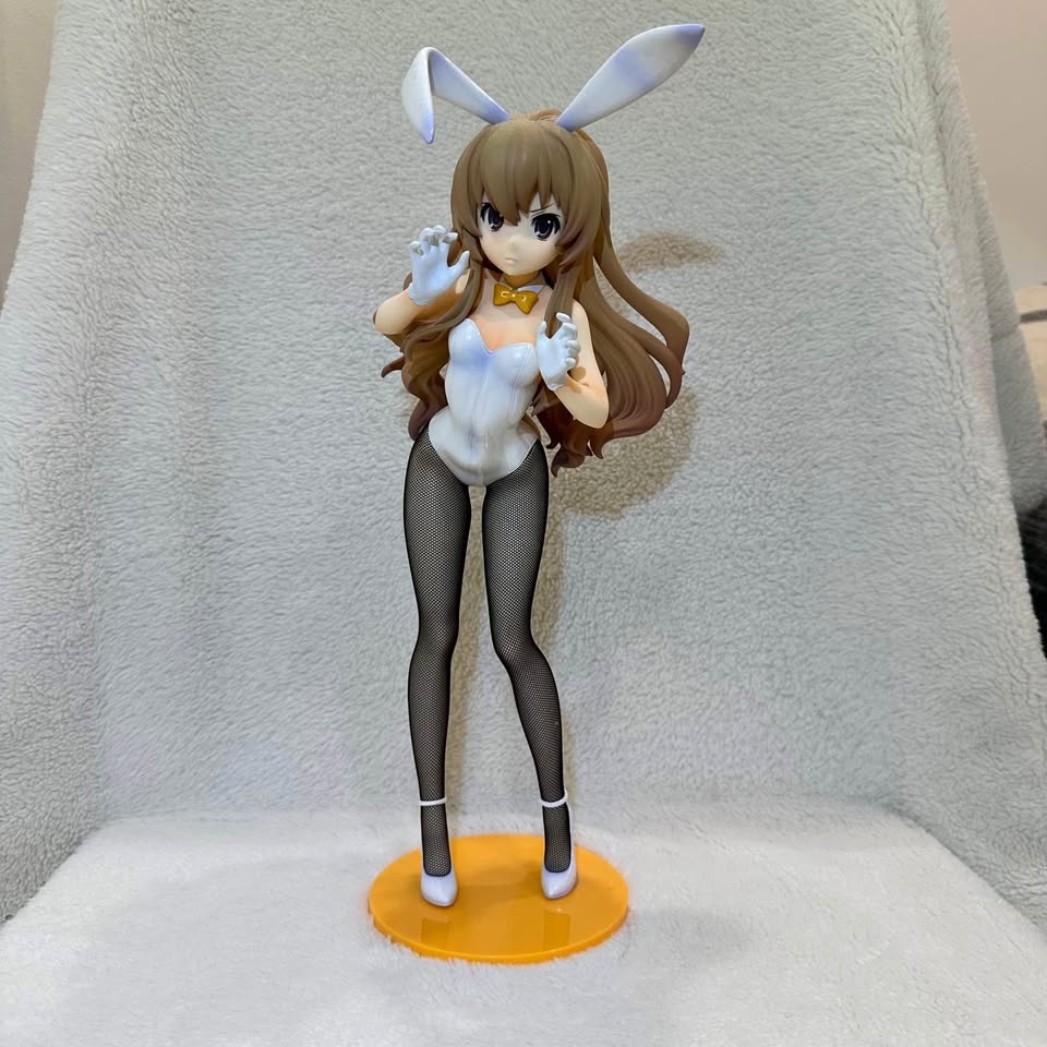 Taiga Aisaka Bunny Ver 1/4 scale