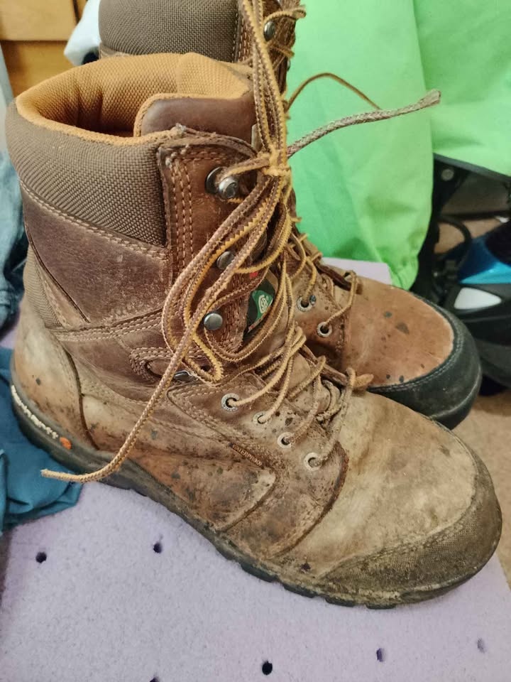 Carhartt Work Boots Size 11 - photo 2