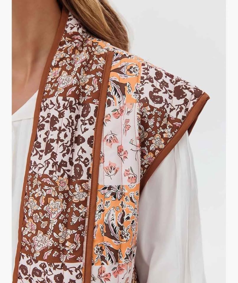 New Women's Beautiful Oversized Floral Quilted Vest - photo 4