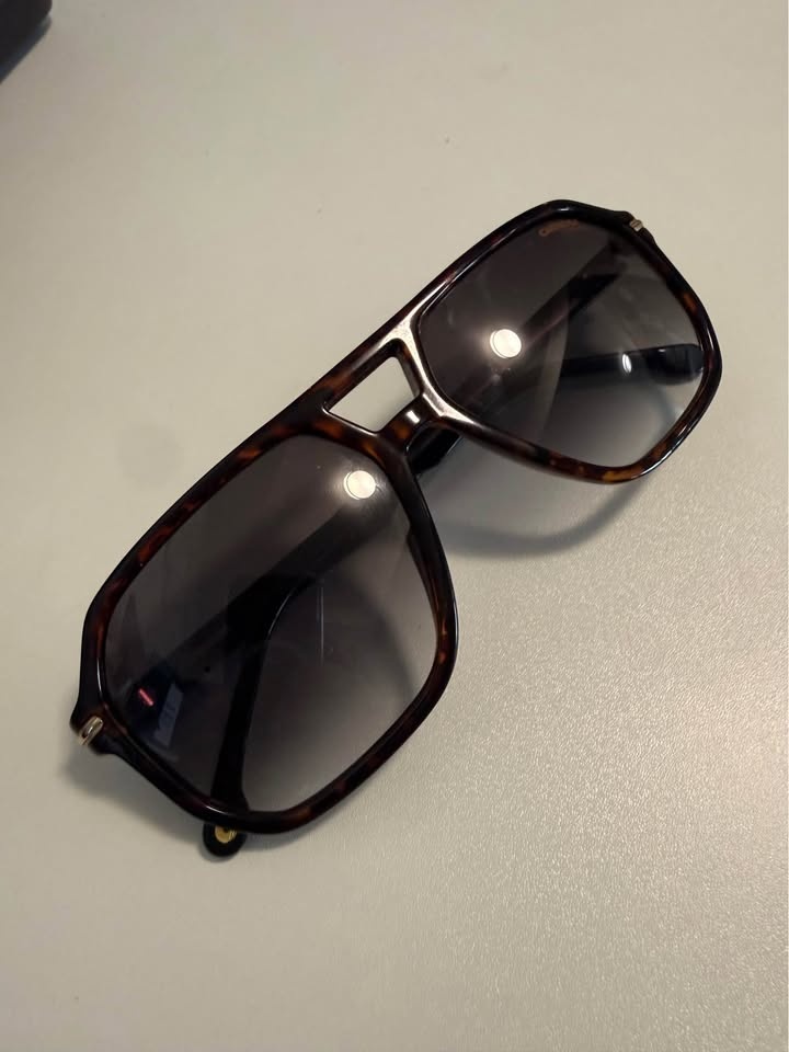 Carrera Designer Sunglasses – Excellent Condition (With Case) - photo 2