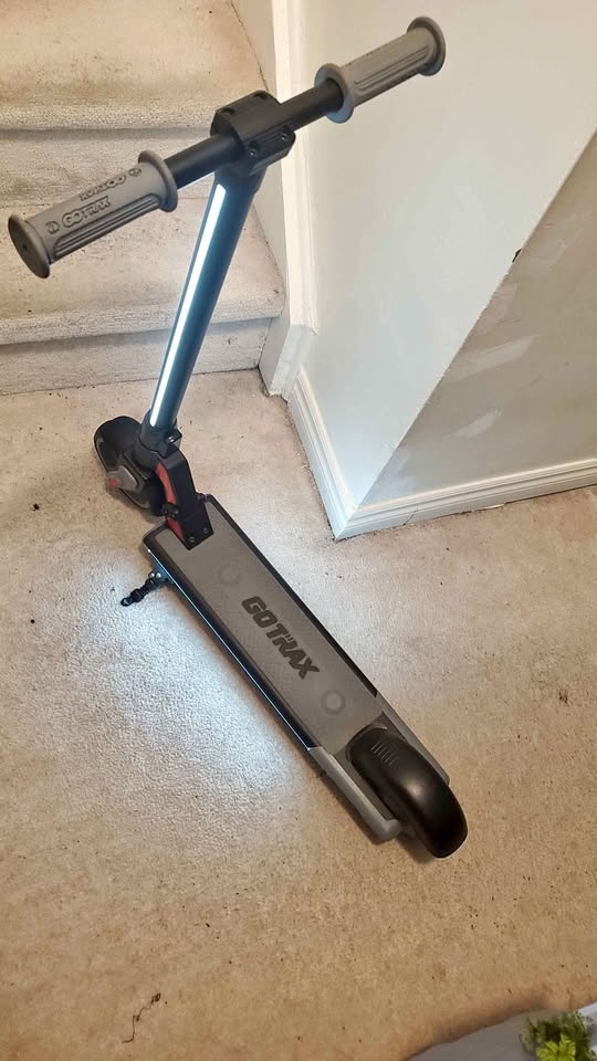 GO TRAX GKS PLUS ELECTRIC SCOOTER