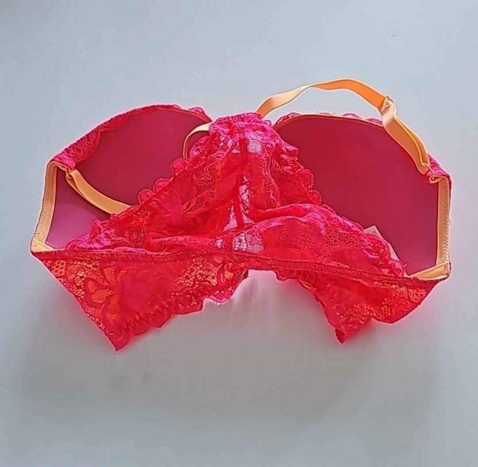 Victoria's Secret PINK Racer Back Push Up Bra 34DD - photo 2