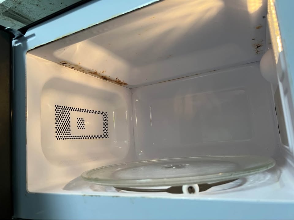 Microwave - read description - photo 3