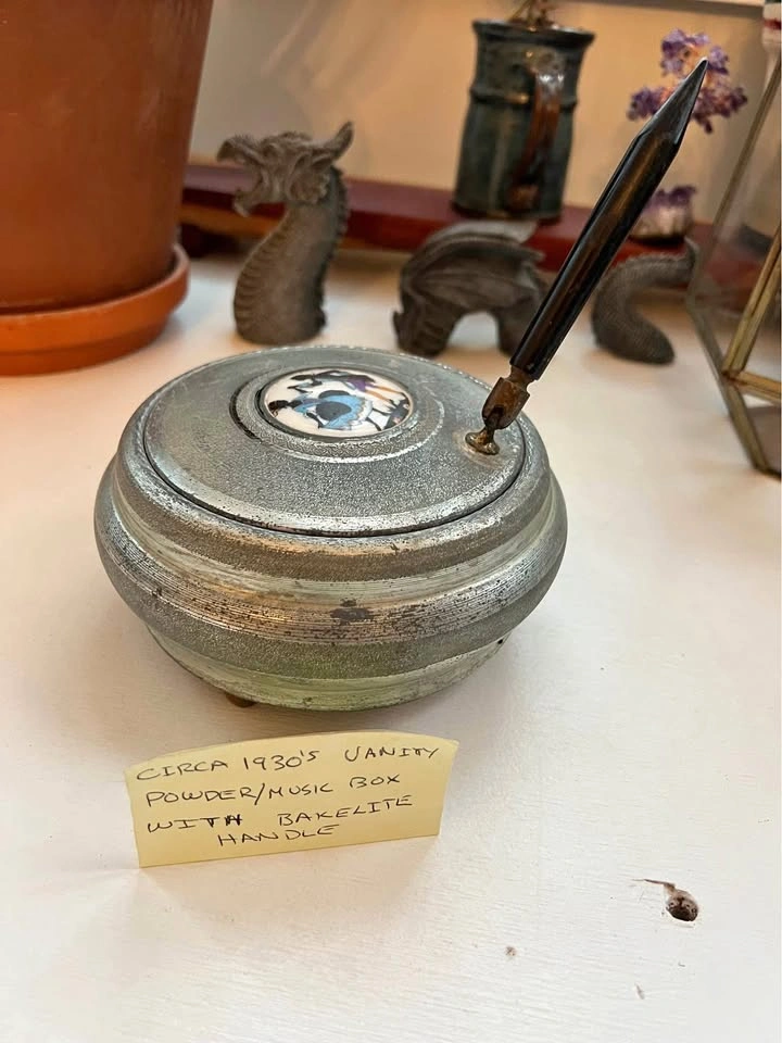 1930s Antique Vanity Powder Music Box