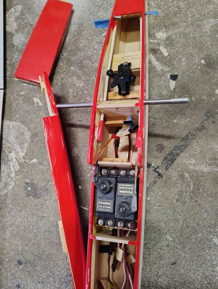 RC Aircraft Transmitters, Aircraft & Parts - photo 5