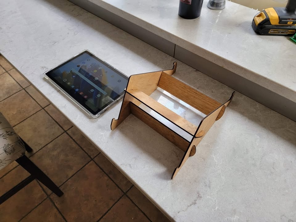 Tablet or Laptop Stand - Laser Cut - photo 3