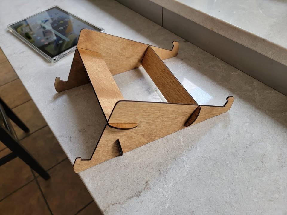 Tablet or Laptop Stand - Laser Cut - photo 4