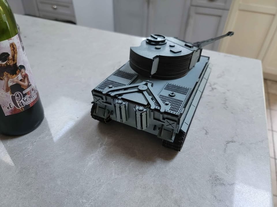 Tiger E Panzer Tank - Laser Cut & Hand Assembled - photo 3