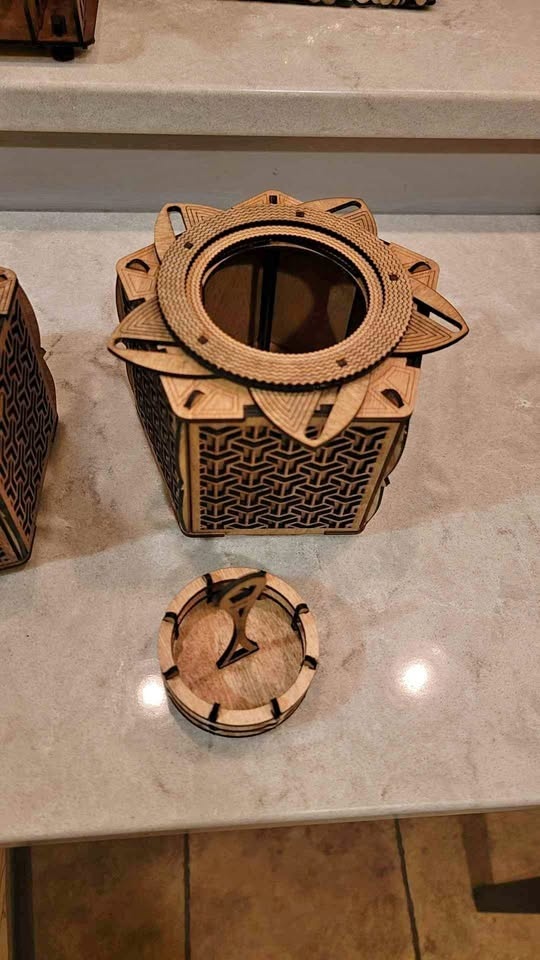 Laser Cut/Engraved Iris Box