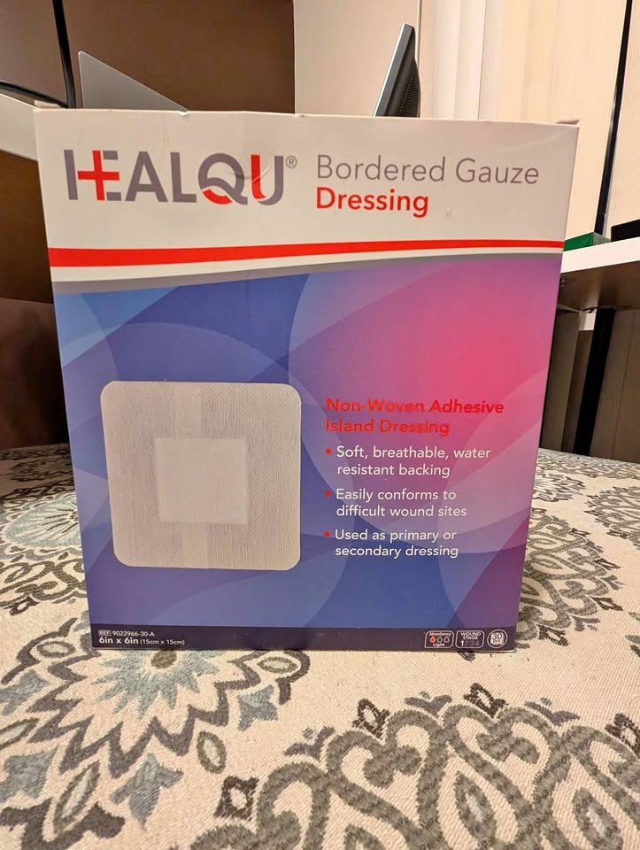 HEALQU Bordered Gauze Dressings (6" x 6") - 30 Count
