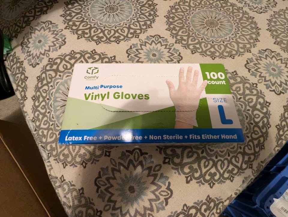Comfy Package Vinyl Gloves (Large) - 100 Count - Powder-Free - photo 2