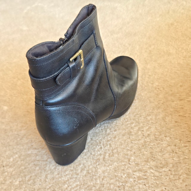 Clarks Ankle Boots 64896 Women's Black Leather Size 11M (US) - photo 5