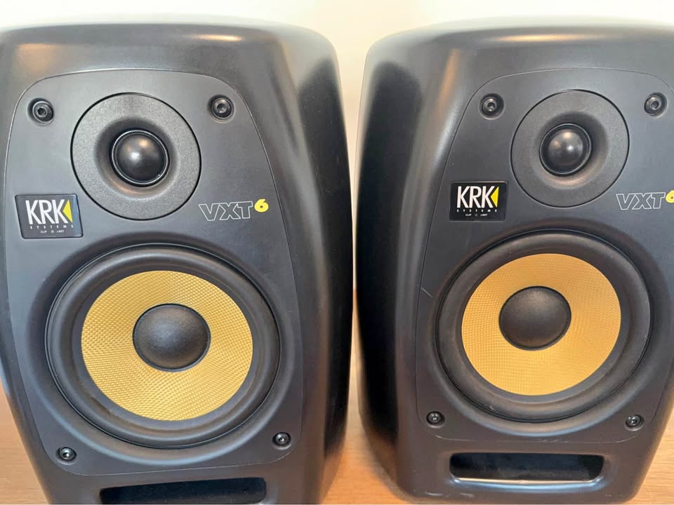 KRK VXT 6 Studio Monitors (BROKEN)