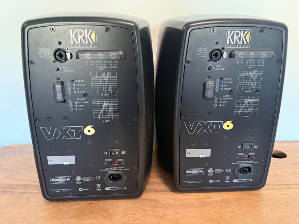 KRK VXT 6 Studio Monitors (BROKEN) - photo 4