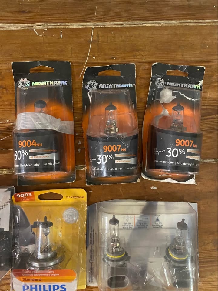 Auto Light Bulbs - photo 2