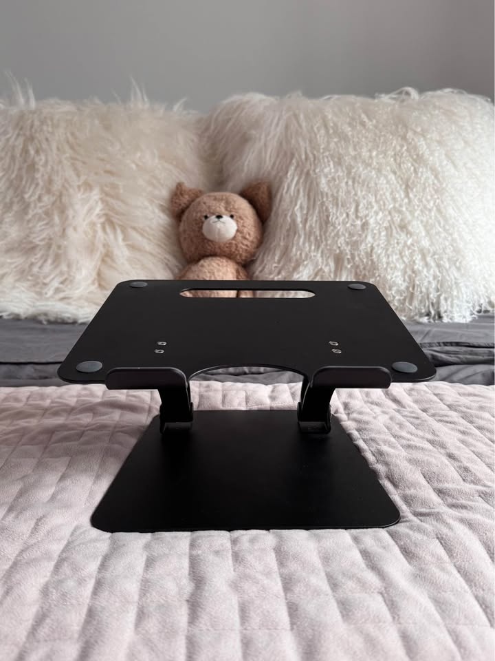 Macbook stand - photo 3