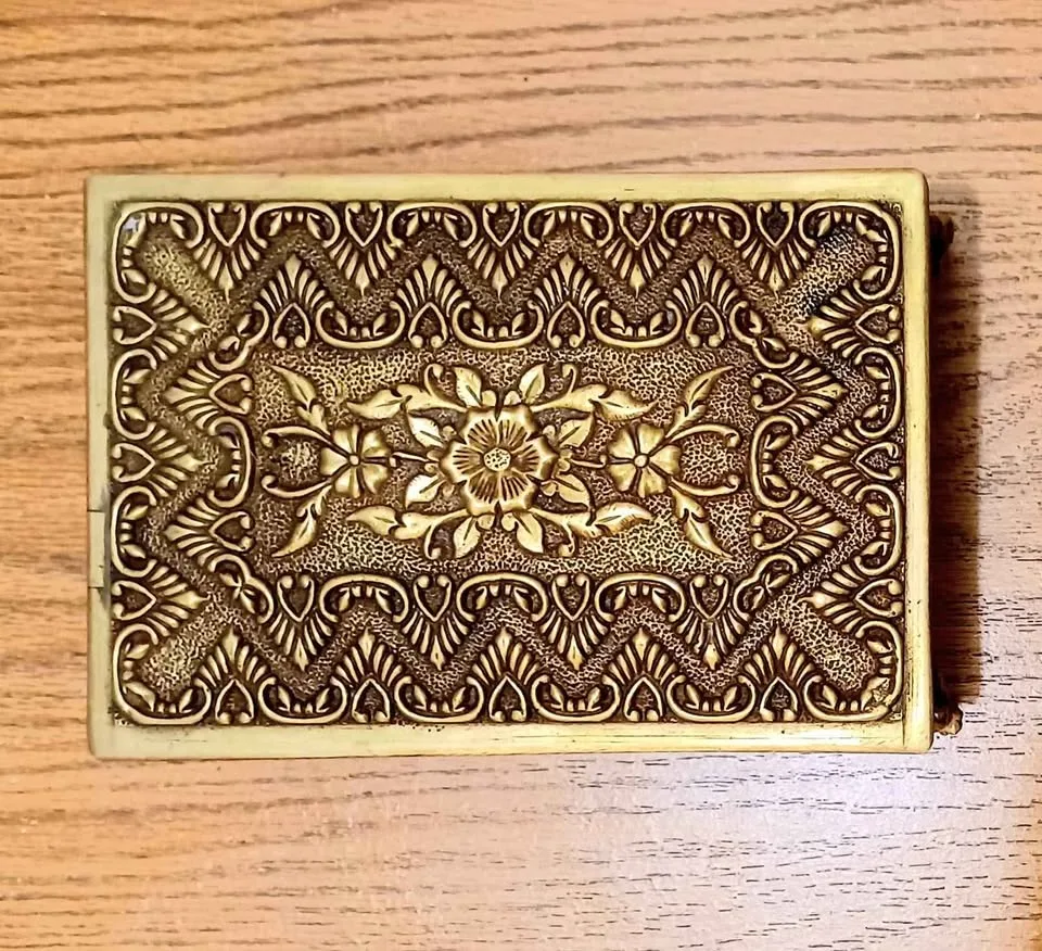 Antique Embossed Solid Brass Jewelry Box image indicator(6)