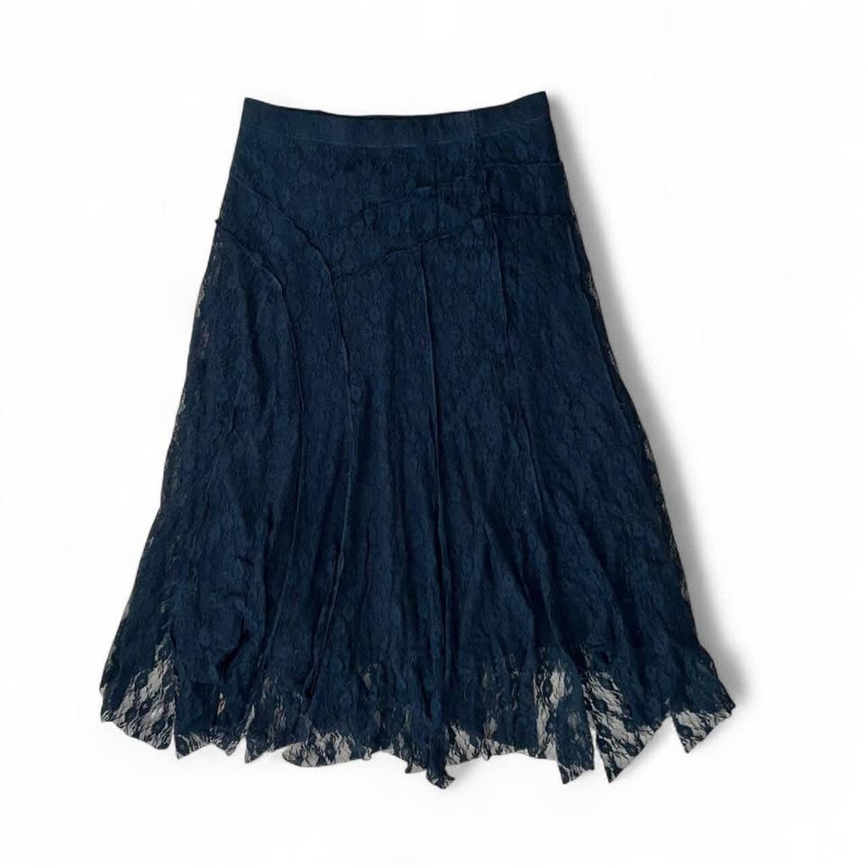Black Lace Skirt (size large) - photo 3