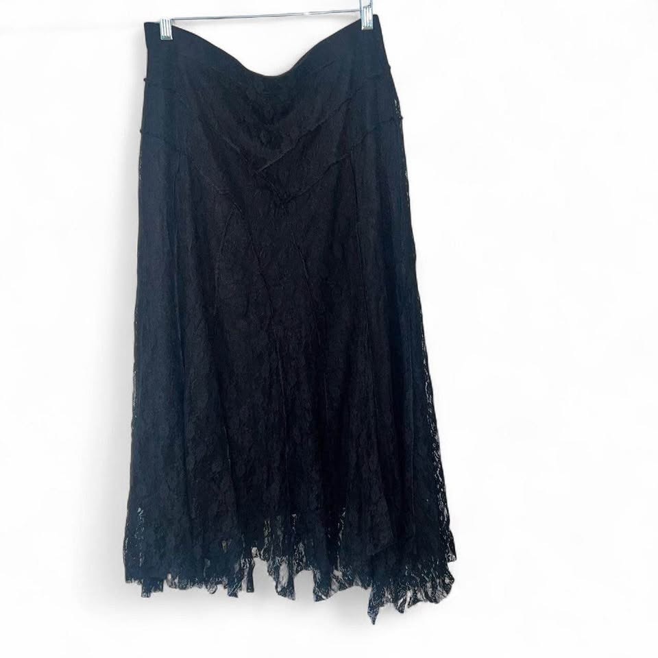 Black Lace Skirt (size large) - photo 4