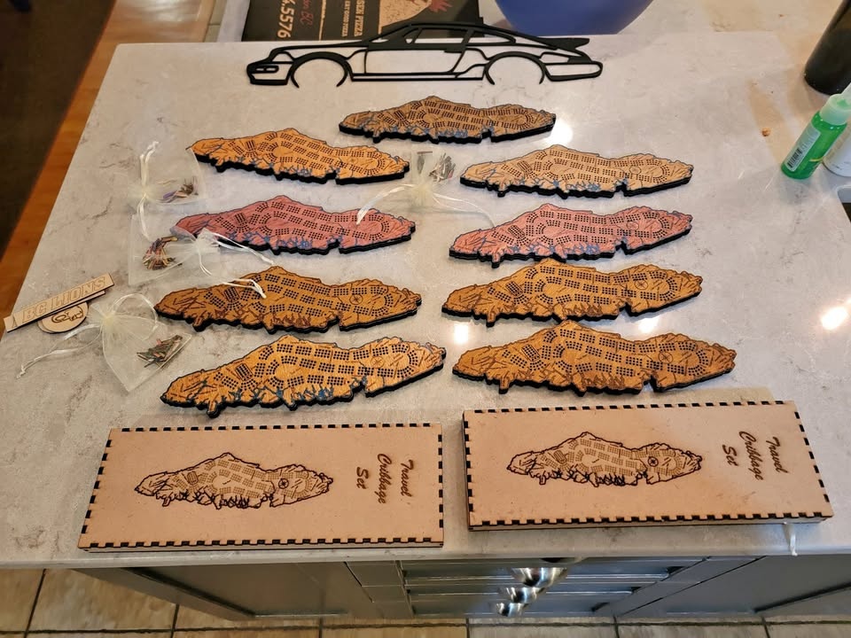 Travel Size Custom Cribbage Board (Laser Cut)