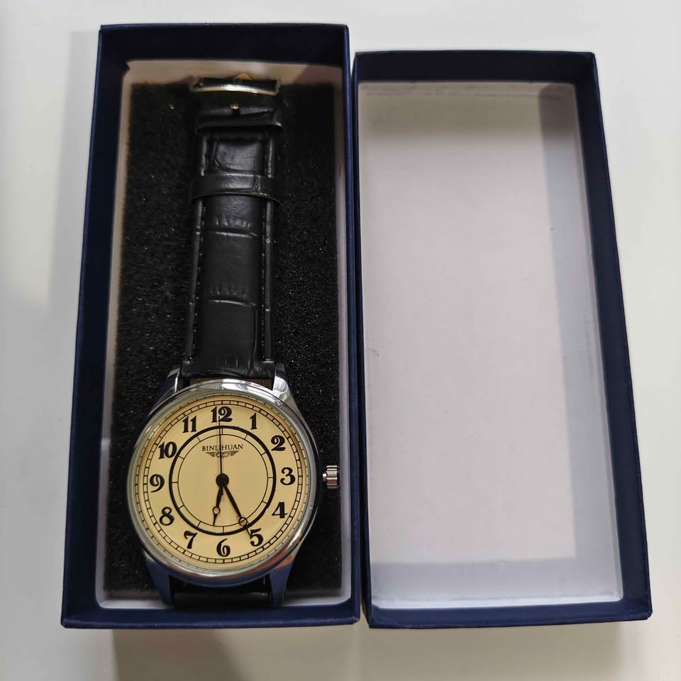 Classic Vintage Style Mens Watch – Brand New in Box!! - photo 3