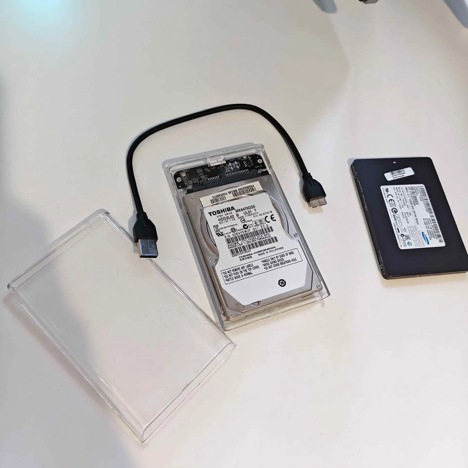 USB 3.0 SATA External 2.5" HDD SSD Enclosure - photo 3
