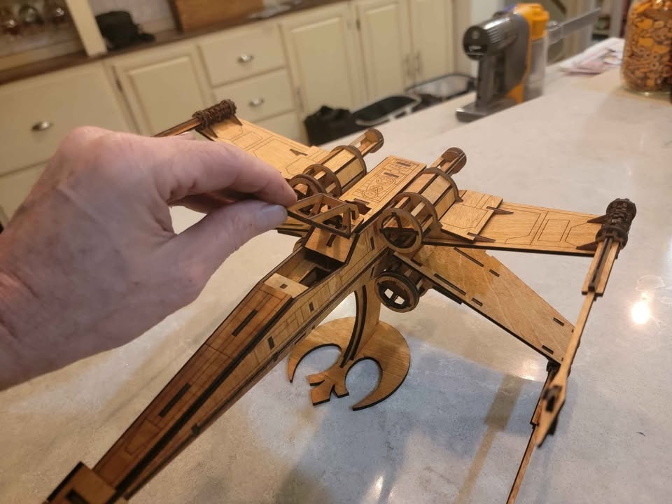 Star Wars Laser Cut X-Wing Fighter Model - photo 2