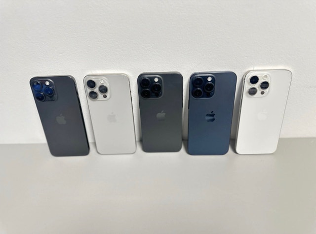 iPhone 15 Pro & 15 Pro Max - Mint Condition - photo 2