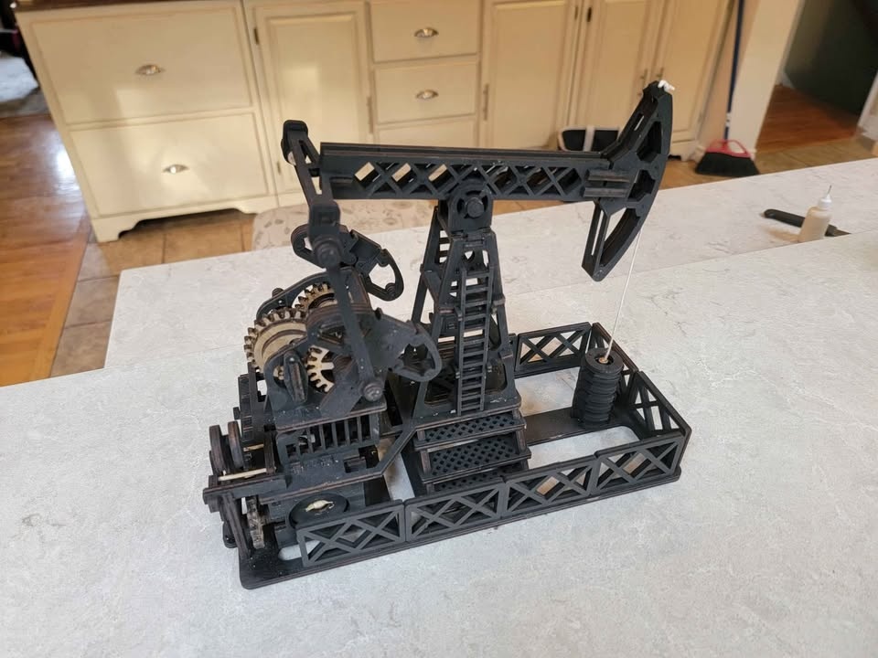Oil Field Pump Jack Model Kit - photo 3