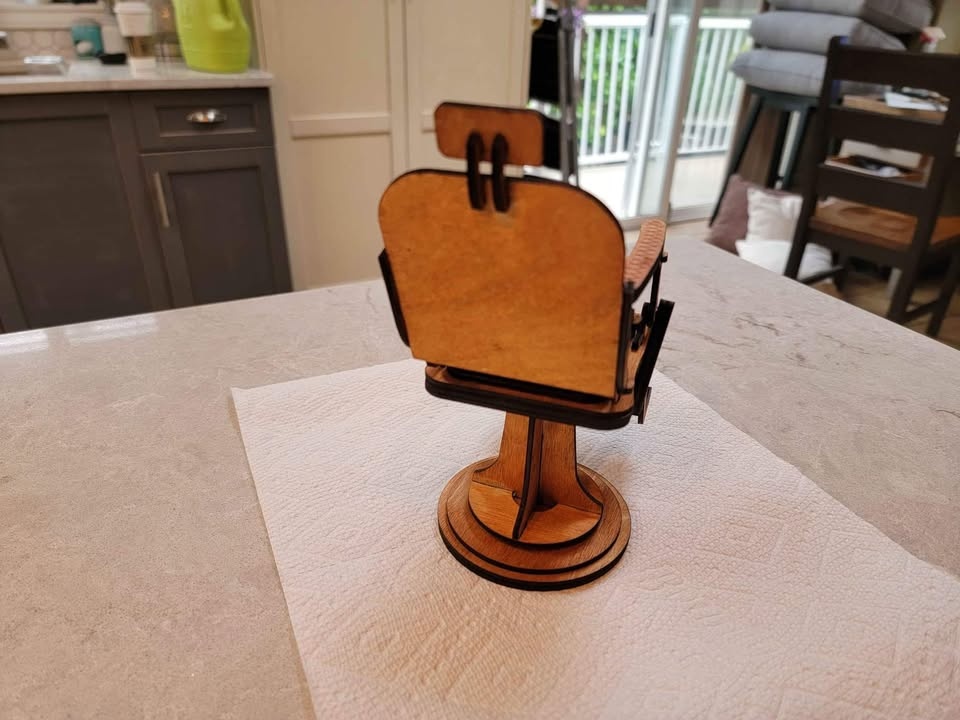 Reclining Barber / Hairdresser Chair Wood Model - photo 4
