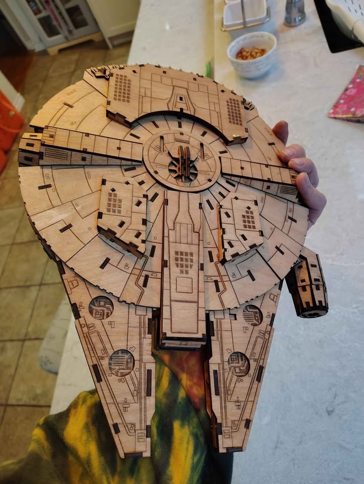 Star Wars Millennium Falcon Model - Laser Cut - photo 2