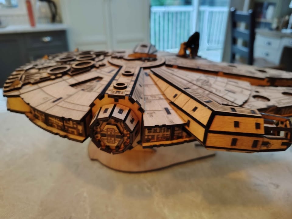 Star Wars Millennium Falcon Model - Laser Cut - photo 5