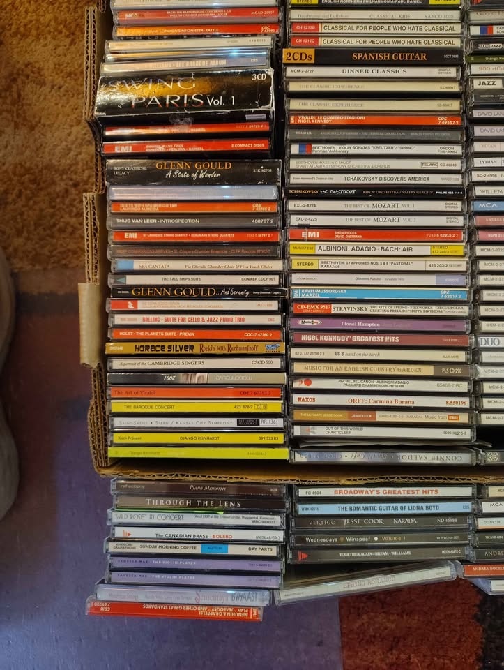 Large Collection of Mostly Classical CDs - photo 3