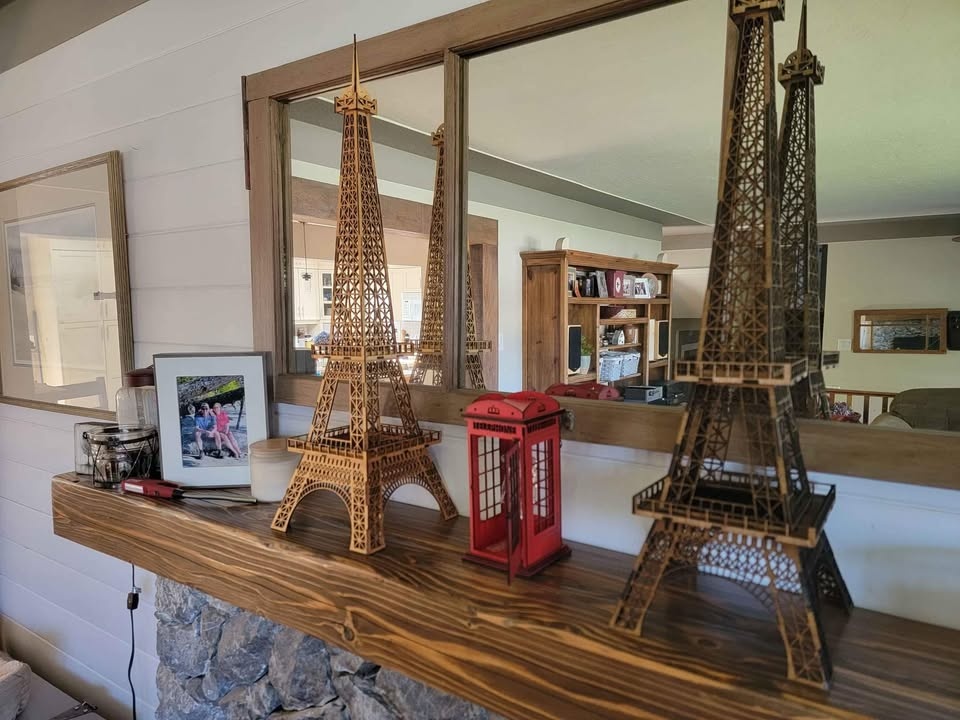 Laser Cut Tall Eiffel Tower Model (2 Feet 5 inches tall) - photo 2