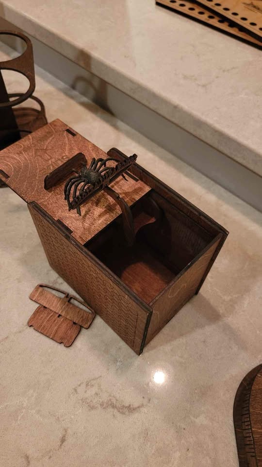Scary Spider Laser Cut/Engraved Wooden Surprise Box Kit - photo 5