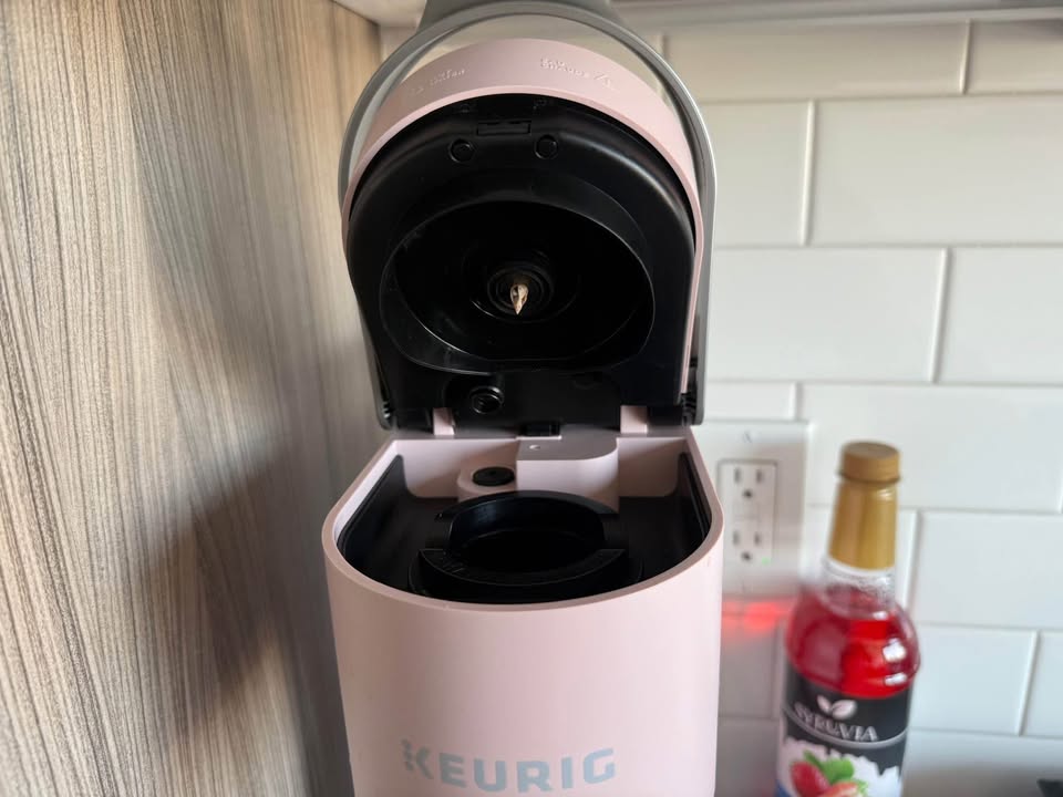Pink Keurig Mini - photo 3