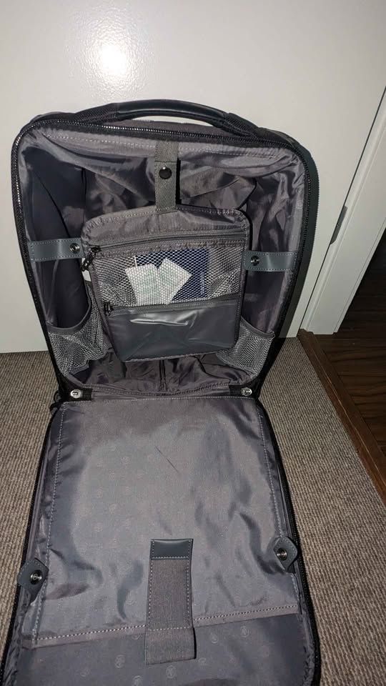 Brand New 4-Wheel Carry-On Luggage - photo 4