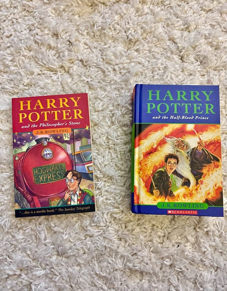 Harry Potter Books - Philosophers Stone & Half Blood Prince