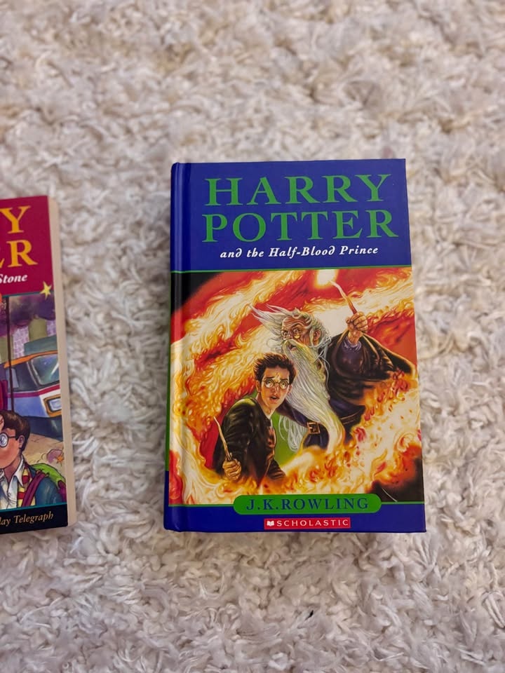 Harry Potter Books - Philosophers Stone & Half Blood Prince - photo 3