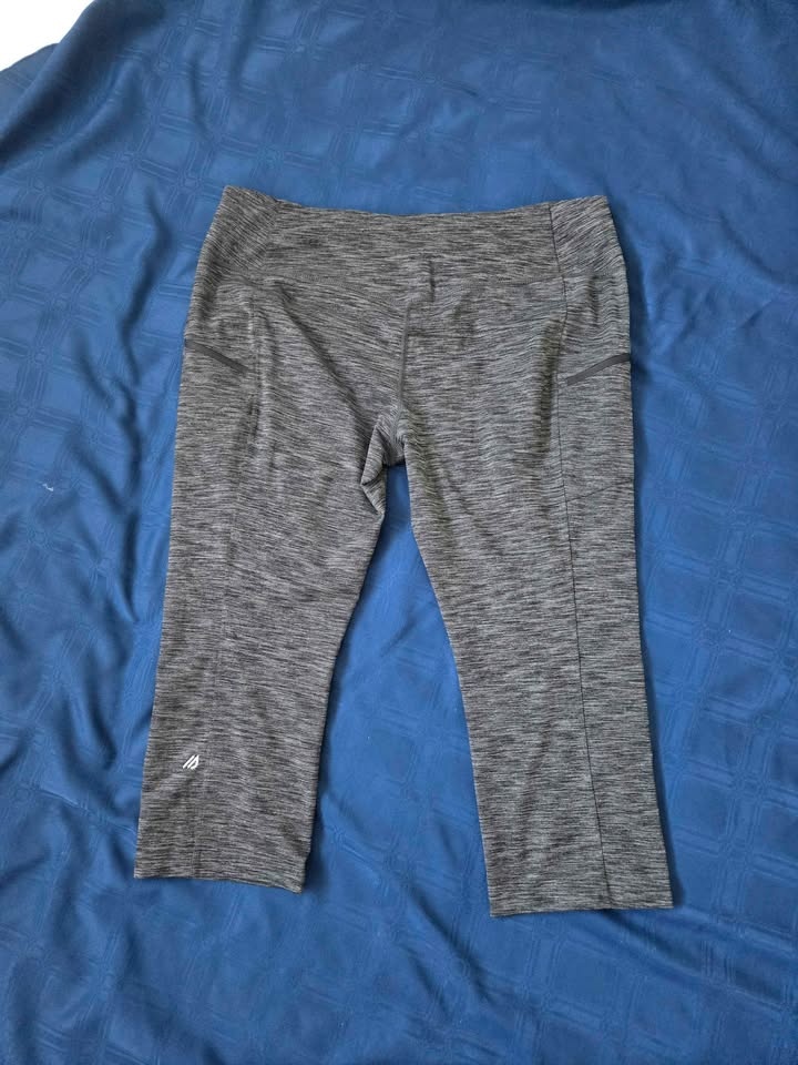 Eddie Bauer Women's XL Grey Heathered Capri Leggings - photo 2